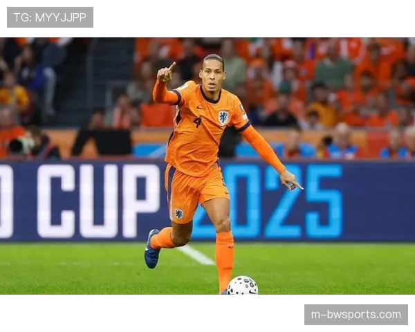 荷兰队加克波预选赛表现抢眼 成锋线新支柱